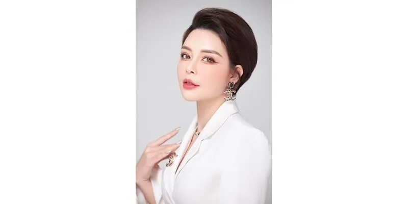 Anna Phan